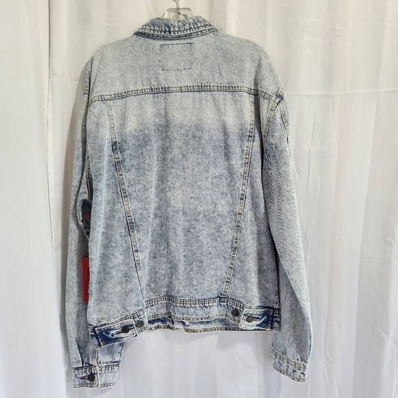Red Label Patrate Denim Jacket - Picture 3 of 14